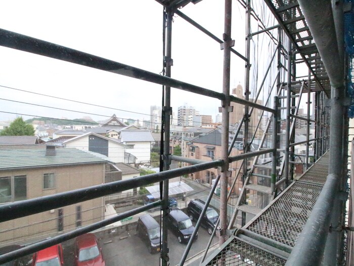 物件内観写真22　(室内からの展望)