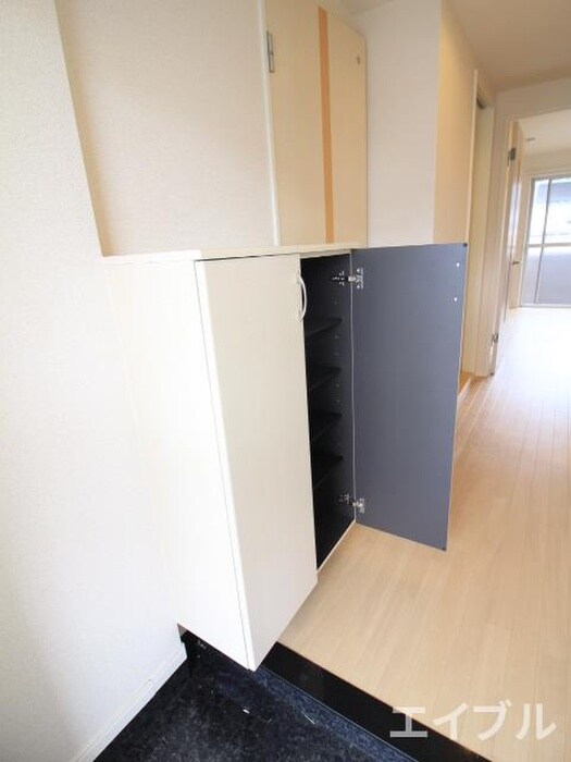 物件内観写真16　(靴箱)