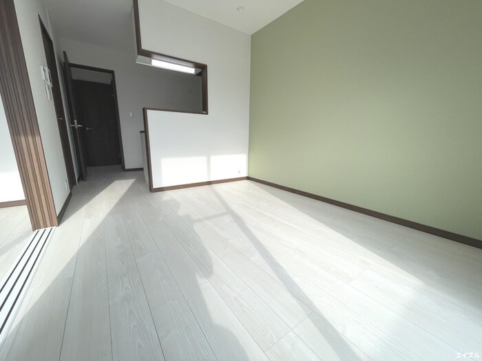 物件内観写真1　(居室)