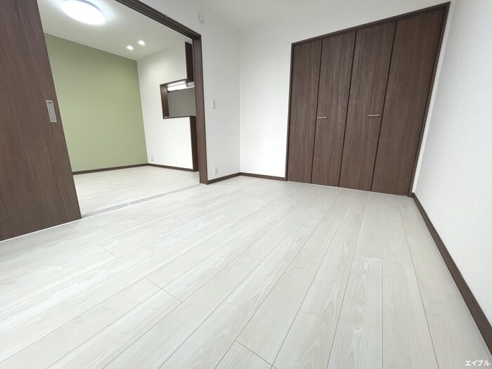 物件内観写真3　(居室)