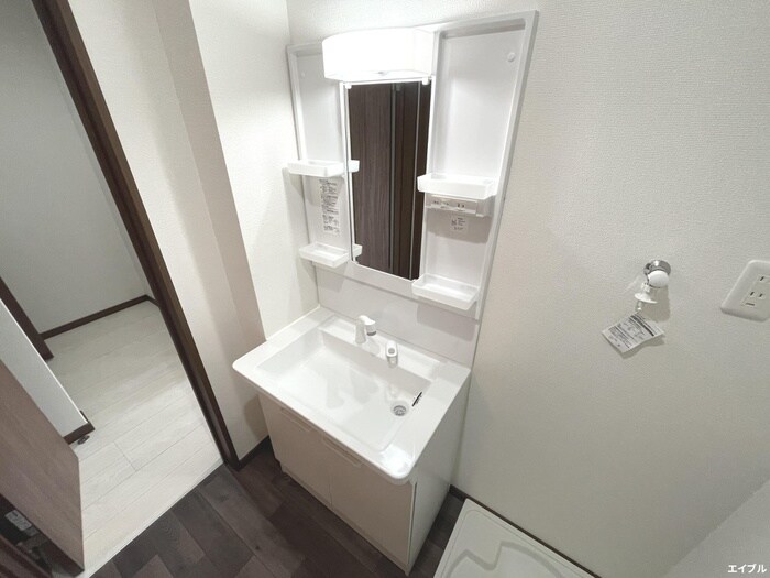 物件内観写真8　(洗面)