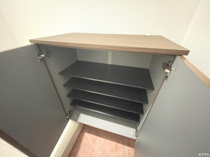 物件内観写真11　(靴箱)