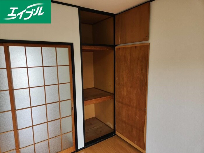物件内観写真13　(収納)