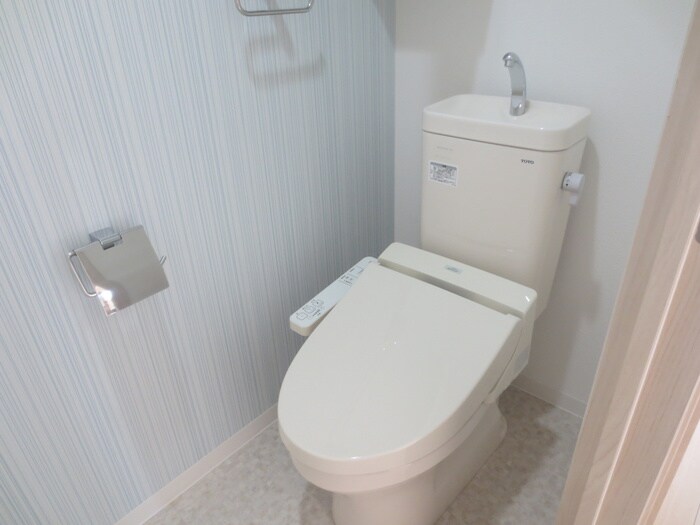 物件内観写真11　(トイレ)