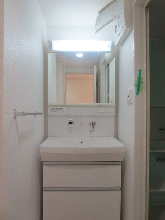 物件内観写真16　(洗面)