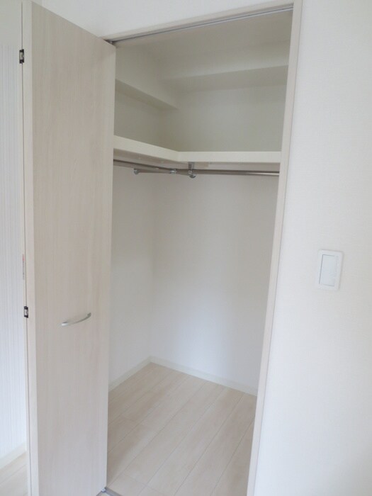 物件内観写真17　(収納)