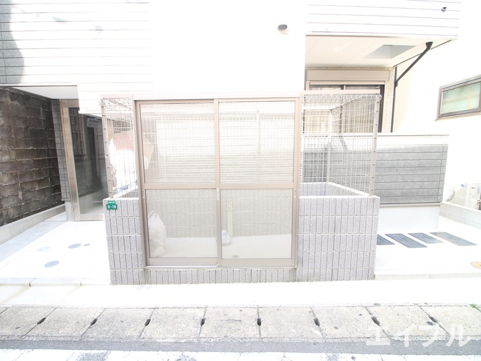 物件外観写真6　(建物設備)