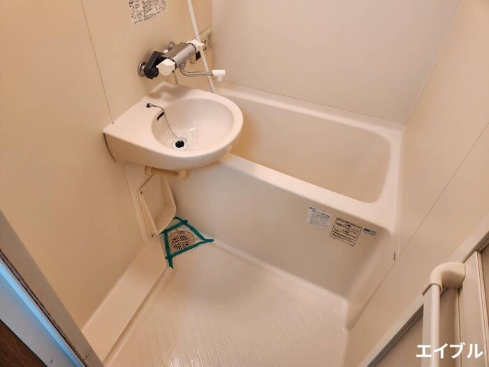 物件内観写真8　(バス／シャワールーム等)