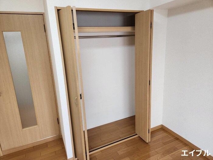 物件内観写真13　(収納)