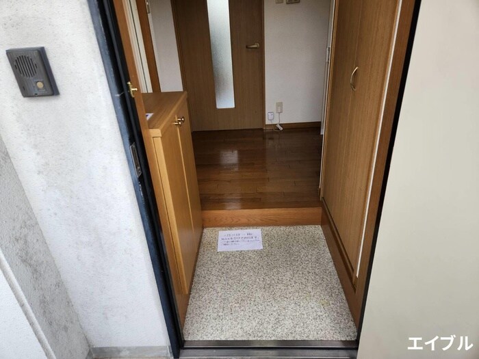 物件内観写真19　(玄関)