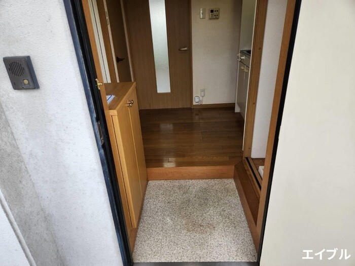 物件内観写真19　(玄関)