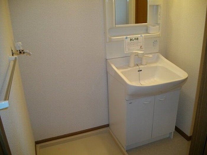 物件内観写真12　(洗面)