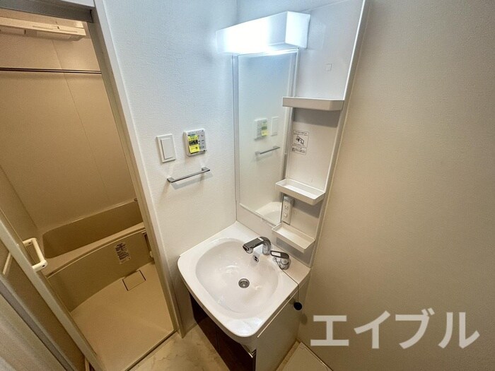 物件内観写真5　(洗面)