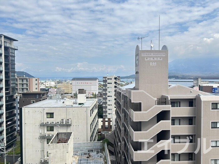 物件内観写真10　(室内からの展望)