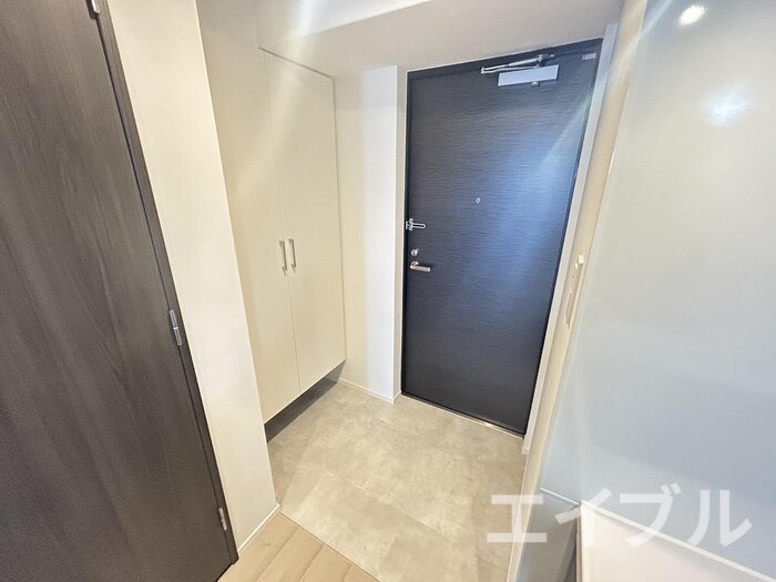 物件内観写真11　(玄関)