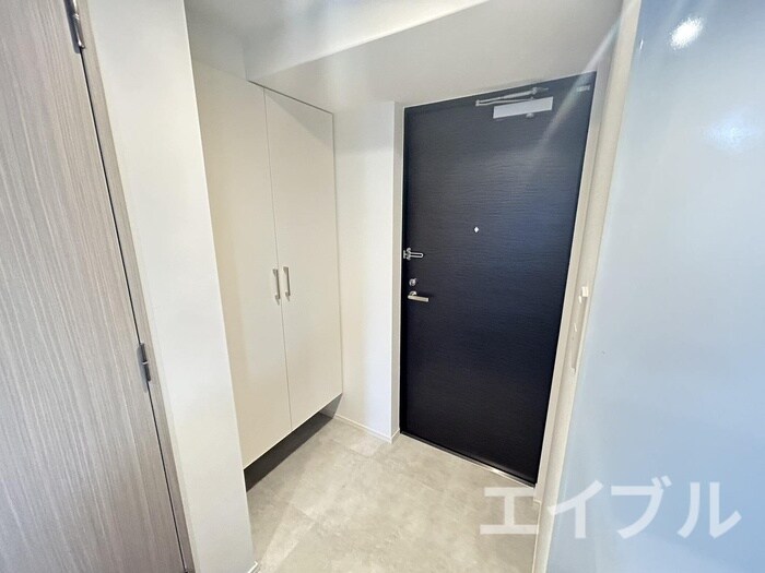 物件内観写真17　(玄関)