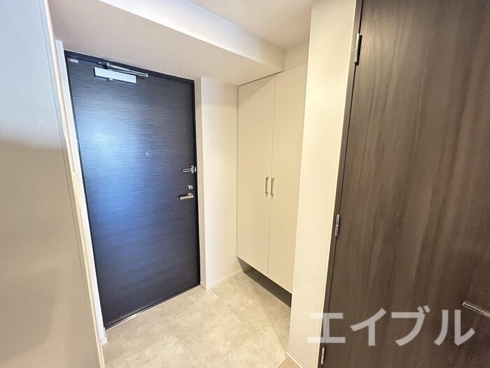 物件内観写真17　(玄関)