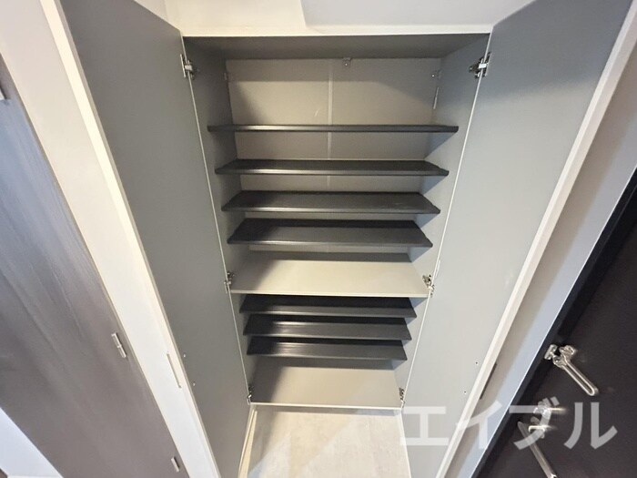 物件内観写真18　(靴箱)