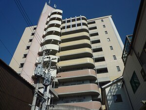 アリエス城野外観写真
