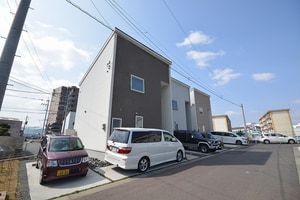 沼本町戸建賃貸外観写真
