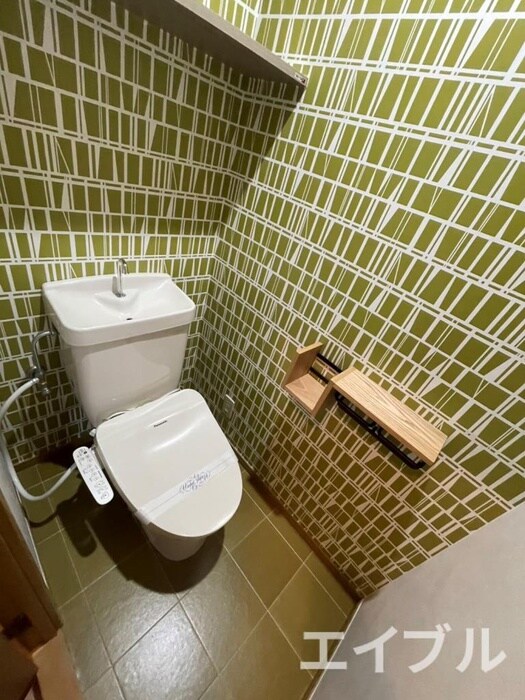 物件内観写真8　(トイレ)