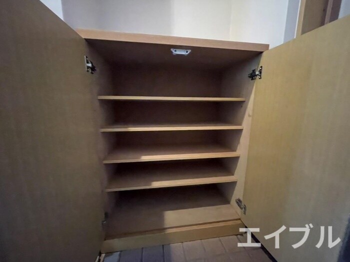 物件内観写真14　(靴箱)