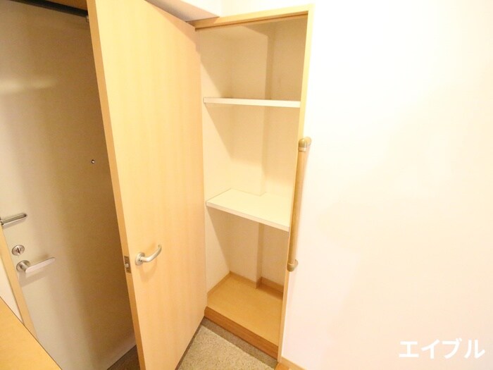 物件内観写真16　(靴箱)