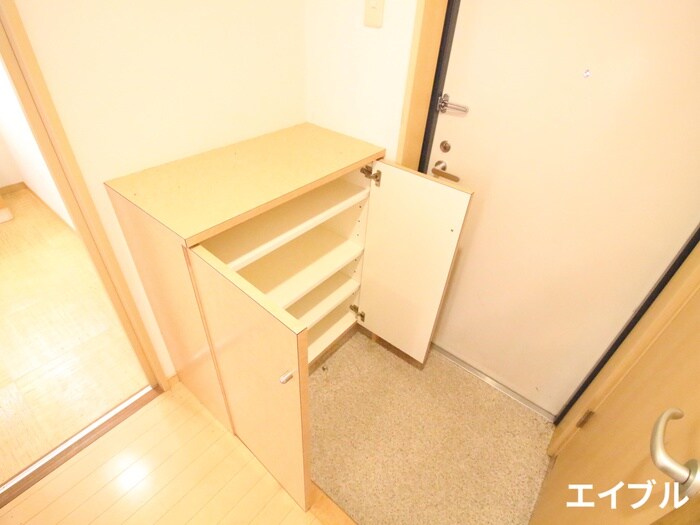 物件内観写真17　(靴箱)
