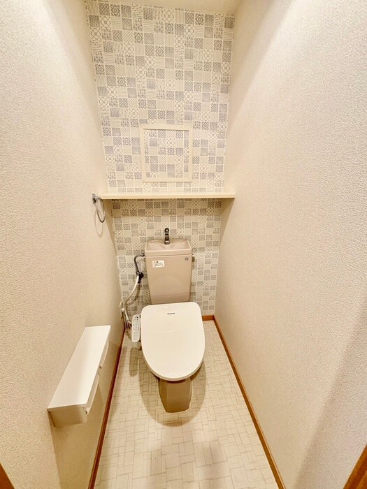 物件内観写真9　(トイレ)