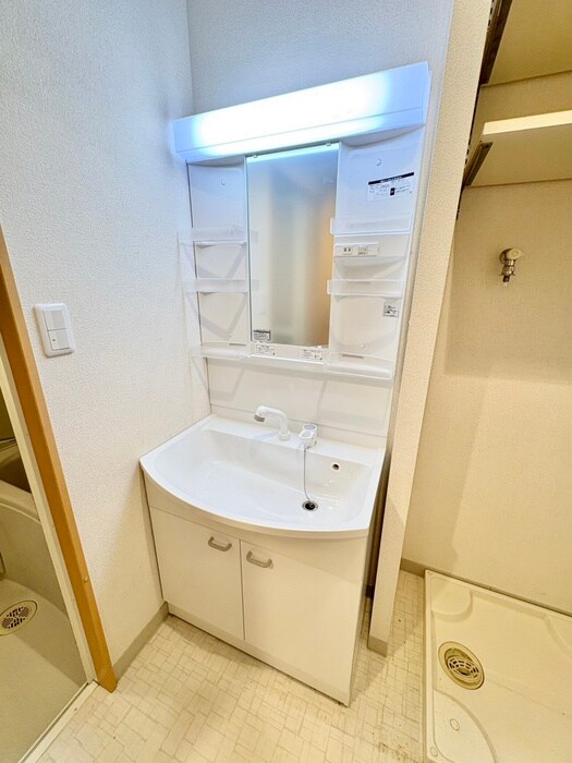 物件内観写真11　(洗面)