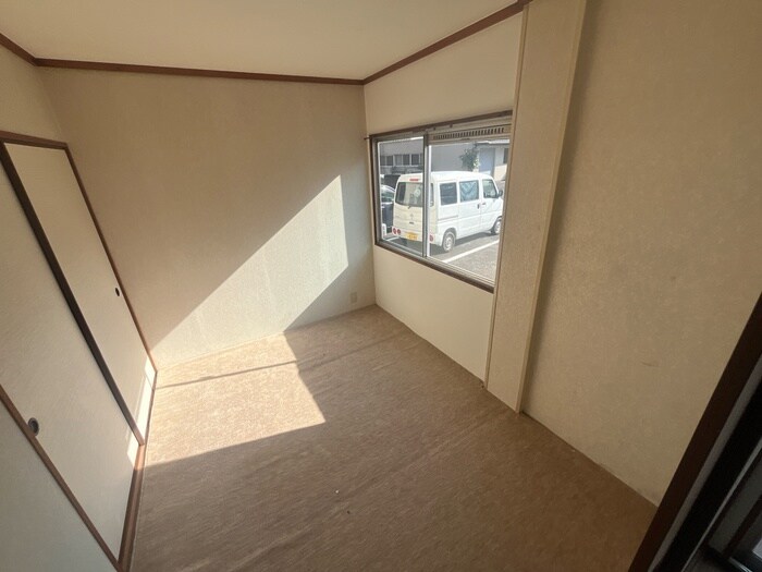 物件内観写真7　(居室)