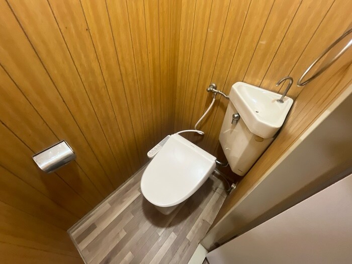 物件内観写真13　(トイレ)