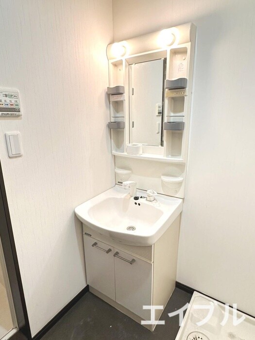 物件内観写真11　(洗面)