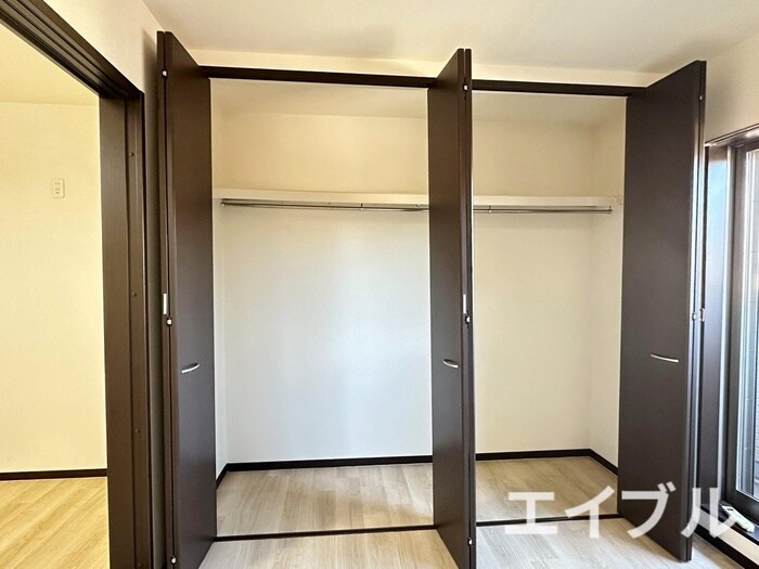 物件内観写真12　(収納)