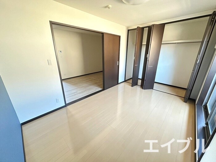 物件内観写真21　(居室)