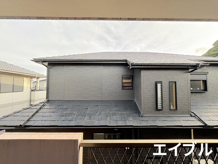 物件内観写真14　(室内からの展望)