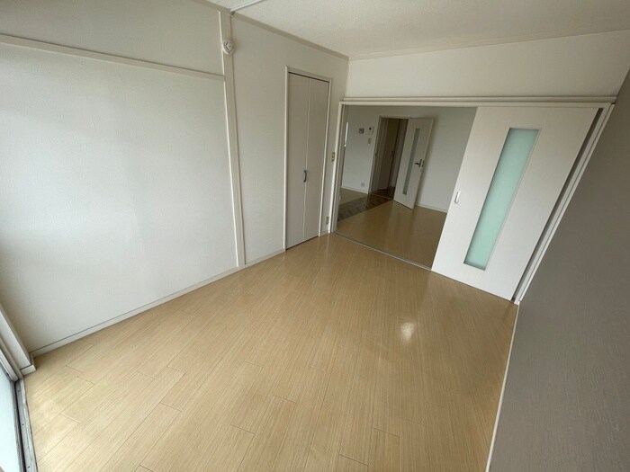 物件内観写真6　(居室)