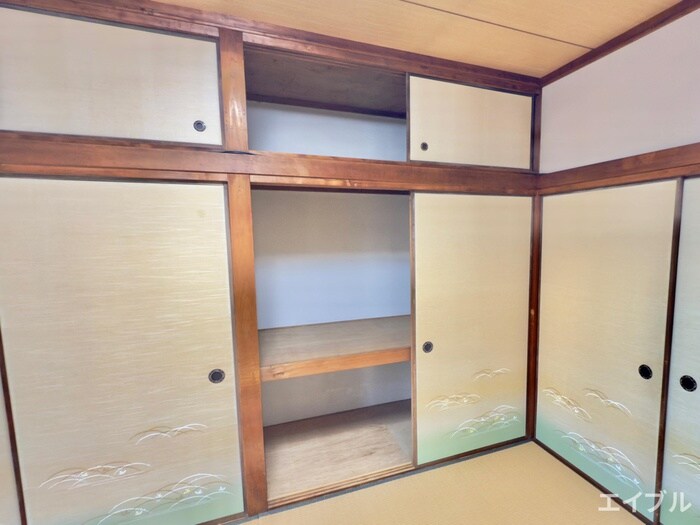 物件内観写真11　(収納)