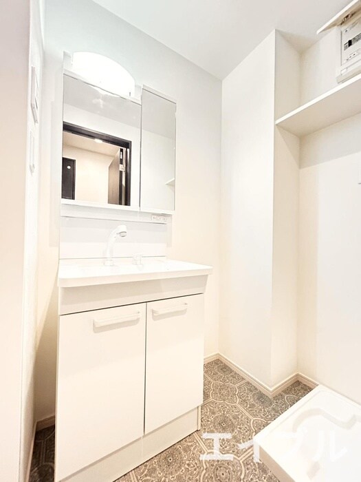 物件内観写真7　(洗面)