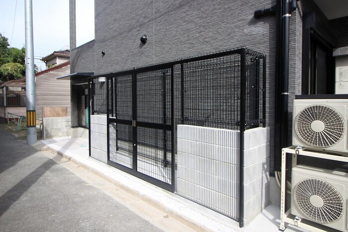 物件外観写真4　(建物設備)