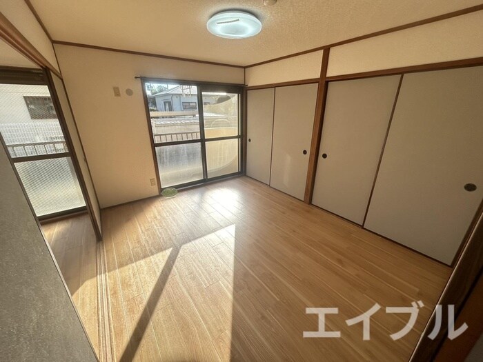 物件内観写真9　(居室)