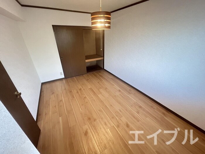 物件内観写真10　(居室)