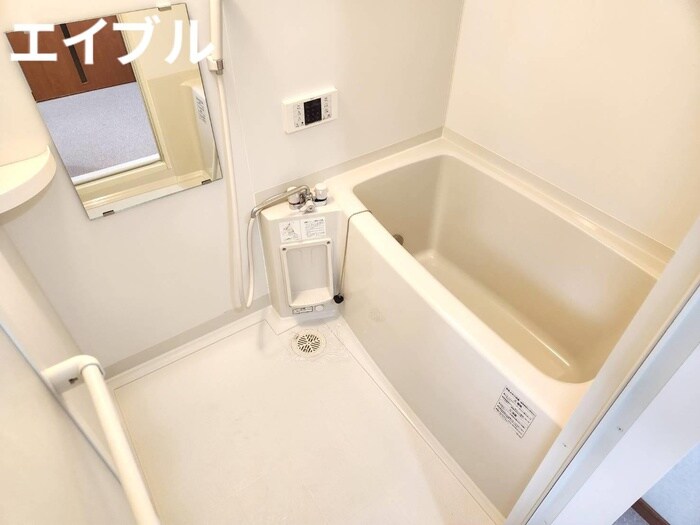 物件内観写真9　(バス／シャワールーム等)