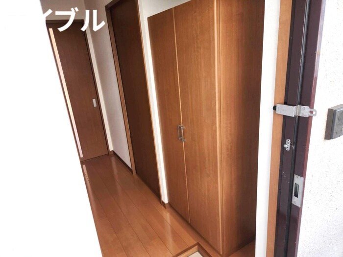 物件内観写真17　(靴箱)