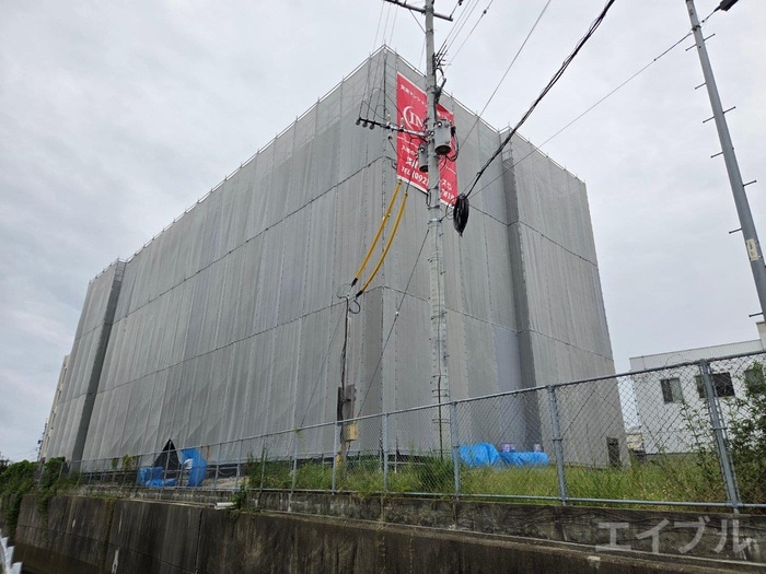 物件外観写真2　(建築中)