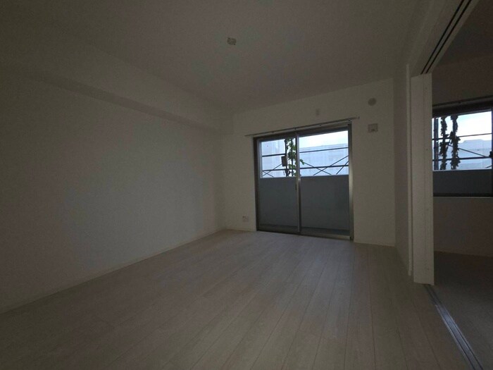 物件内観写真6　(居室)