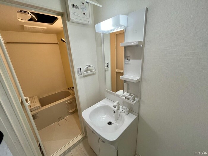 物件内観写真11　(洗面)