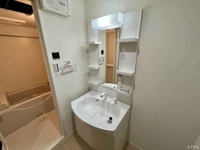 物件内観写真11　(洗面)