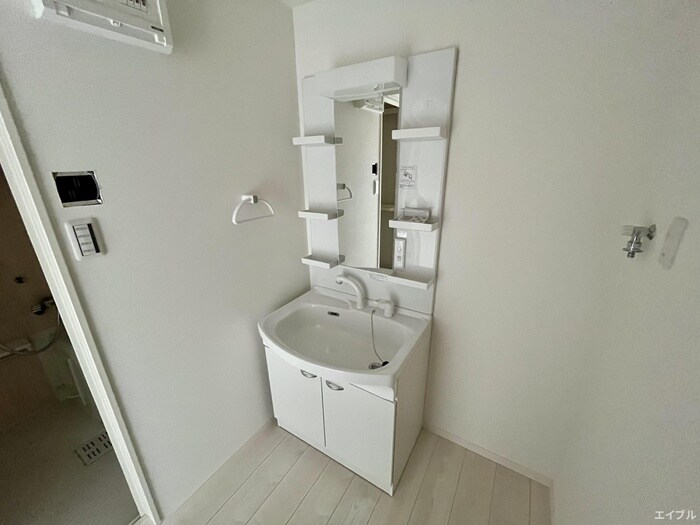 物件内観写真11　(洗面)