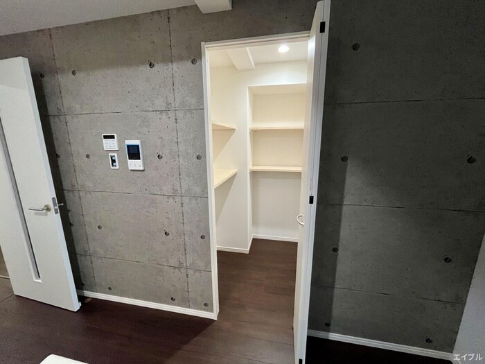 物件内観写真14　(収納)